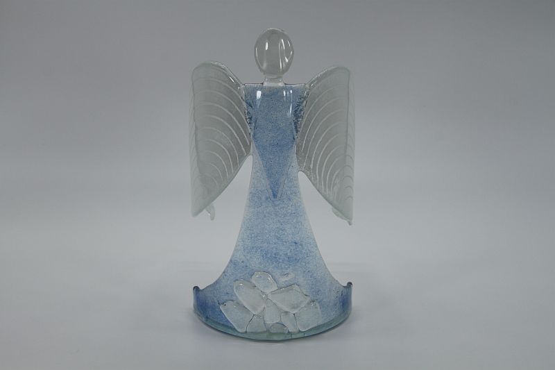 Glasengel Engel stehend Kristall hellblau 1