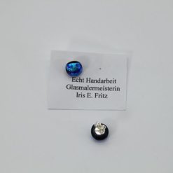 Glasschmuck Ohrstecker hellblau 2