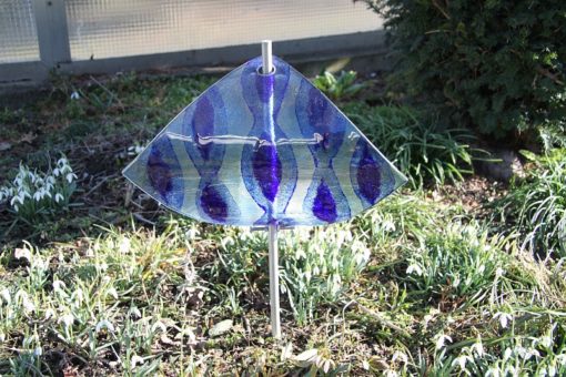 Gartenstele Glasstele Segel Ornament hellblau blau 5