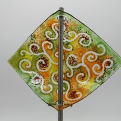 Gartenstele Glasstele Segel Ranke grün orange 4